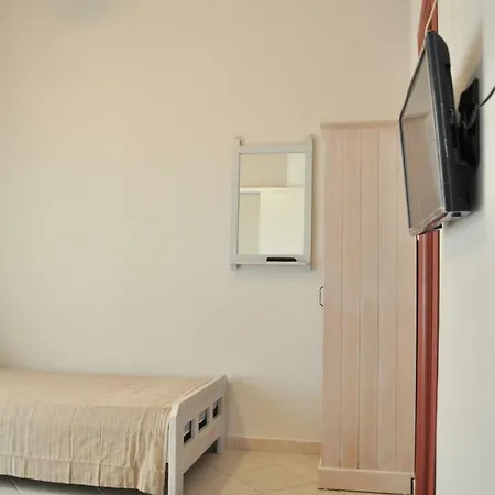 The Garden Apartament *